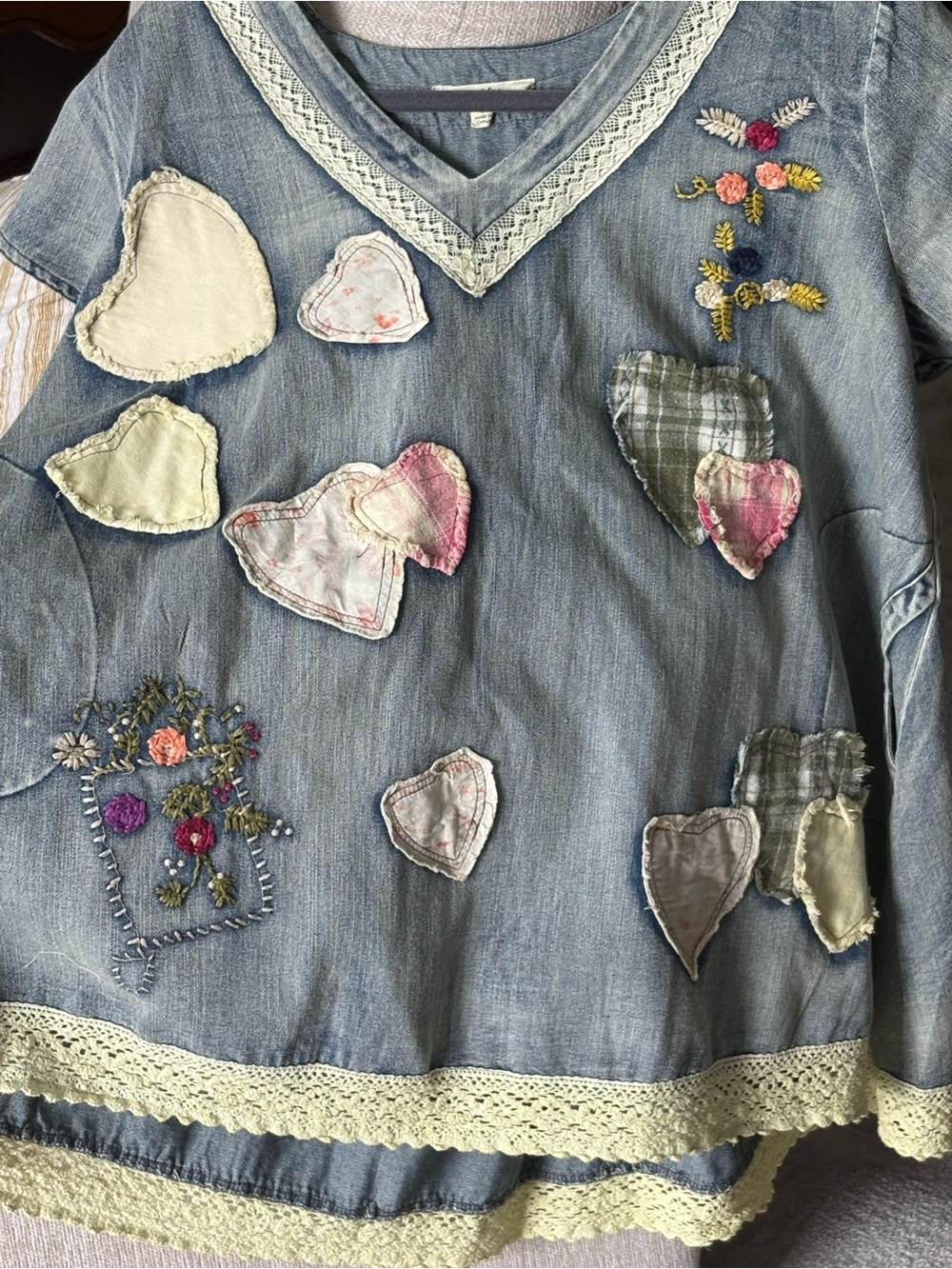Blue Velvet Denim Blue Embroidered Flower & Heart Patch Shirt w/Pockets NWOT